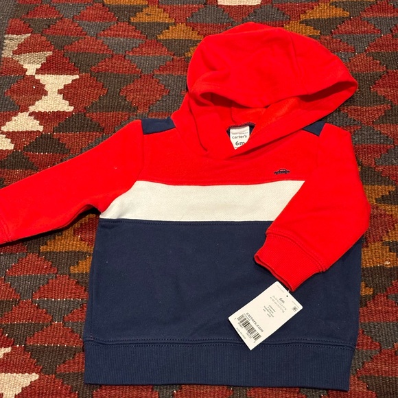 NWT Carter’s 2-piece baby outfit - Picture 2 of 4